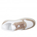 Scarpa stringata da donna con plantare estraibile in pelle bianca e camoscio beige zeppa 3 - Misure disponibili: 42, 44