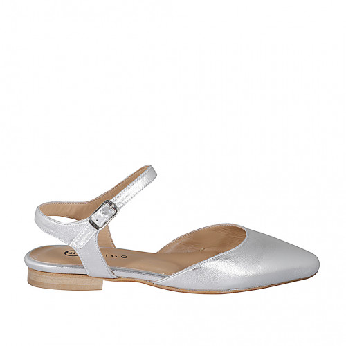 Decolté aperta sul tallone in pelle laminata argento con cinturino tacco 1 - Misure disponibili: 33, 34, 35, 42, 43, 44