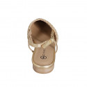 Decolté aperta sul tallone in rafia color beige e pelle laminata oro tacco 2 - Misure disponibili: 35, 42, 44