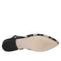Decolté aperta sul tallone in pelle nera e pelle di vitello con pelo maculato tacco 2 - Misure disponibili: 34, 35, 42