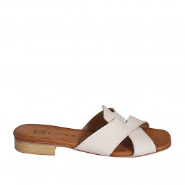 Mule para mujer en charol crema tacon 2 - Tallas disponibles:  32, 33, 35, 42, 44