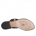 Chanclas de dedo con accesorio para mujer en piel negra tacon 2 - Tallas disponibles:  32, 35, 43, 44