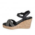 Sandale pour femmes avec courroie, plateforme et strass en cuir noir avec talon compensé 9 - Pointures disponibles:  32, 34, 35