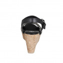 Sandale pour femmes avec courroie, plateforme et strass en cuir noir avec talon compensé 9 - Pointures disponibles:  32, 34, 35
