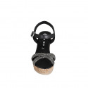 Sandale pour femmes avec courroie, plateforme et strass en cuir noir avec talon compensé 9 - Pointures disponibles:  32, 34, 35