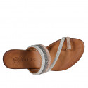 Chanclas de dedo para mujer en piel cognac con estrás plateado, gris y cobrizo tacon 2 - Tallas disponibles:  