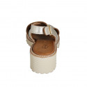 Sandale deportif pour femmes en cuir laminé platine talon 4 - Pointures disponibles:  32, 34, 35, 44