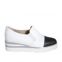 Woman's highfronted shoe in white and black leather with elastics and captoe wedge heel 4 - Available sizes:  34, 35, 42, 44, 46