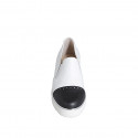 Woman's highfronted shoe in white and black leather with elastics and captoe wedge heel 4 - Available sizes:  34, 35, 42, 44, 46