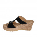 Mule pour femmes en daim noir avec strass, plateforme et talon compensé 7 - Pointures disponibles:  31, 32, 33, 34, 35