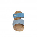 Mule pour femmes en daim bleuet et bleu clair avec fermeture velcro, plateforme et talon compensé 7 - Pointures disponibles:  31, 32, 33, 34