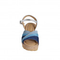 Sandale en daim bleu, bleuet et bleu gris et cuir lamé argent avec courroie, plateforme et talon compensé 7 - Pointures disponibles:  31, 32, 34, 35, 42, 44