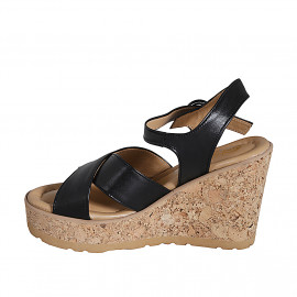 Sandale pour femmes en cuir noir avec courroie et plateforme talon compensé 9 - Pointures disponibles:  35 2