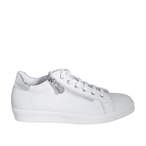 Scarpa stringata da donna con plantare estraibile e cerniera in pelle bianca e laminata argento zeppa 3 - Misure disponibili: 44, 46