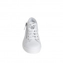 Chaussure à lacets avec semelle amovible et fermeture éclair en cuir blanc et cuir lamé argent talon compensé 3 - Pointures disponibles:  44, 46