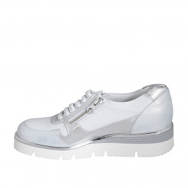 Zapato con cordones para mujer con cremalleras en piel blanca y piel laminada plateada cuña 4 - Tallas disponibles:  42, 44 2