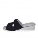 Mule pour femmes en daim bleu et imprimé lamé bleu avec fermeture velcro et talon compensé 4 - Pointures disponibles:  32, 34, 35