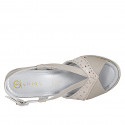 Sandale pour femmes en cuir beige et daim imprimé lamé platine avec strass et talon compensé 4 - Pointures disponibles:  32, 33, 35, 42, 43, 44, 45