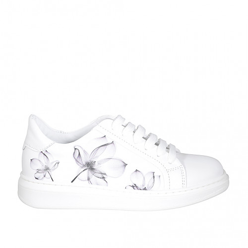 Woman's laced shoe in white and purple floral printed leather with removable insole wedge heel 3 - Available sizes:  32, 34, 35
