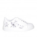Woman's laced shoe in white and purple floral printed leather with removable insole wedge heel 3 - Available sizes:  32, 34, 35