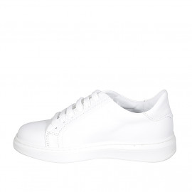 Woman's laced shoe in white and purple floral printed leather with removable insole wedge heel 3 - Available sizes:  32, 33, 35 2