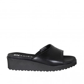 Woman's mule with elastic band in black leather wedge heel 4 - Available sizes:  32, 34, 35