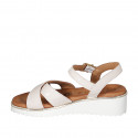 Sandale pour femmes en cuir verni nue avec courroie talon compensé 4 - Pointures disponibles:  33, 35, 43, 44, 45