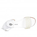 Chaussure ouverte pour femmes avec courroie en cuir blanc avec filet or talon 5 - Pointures disponibles:  33, 34, 35, 42, 43, 44, 45