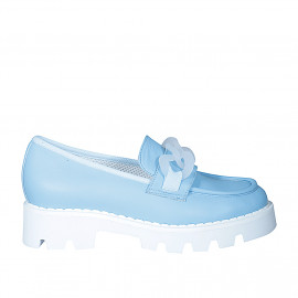Mocassin pour femmes avec chaîne translucide en cuir bleu clair talon 4 - Pointures disponibles:  32, 33, 34, 35