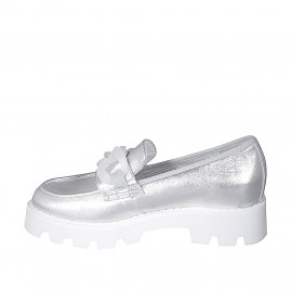 Mocassin pour femmes avec chaîne translucide en cuir lamé argent talon 4 - Pointures disponibles:  32, 33, 34 2