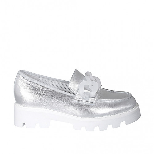 Woman's mocassin with translucent chain in silver laminated leather heel 4 - Available sizes:  32, 33, 34
