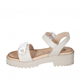 Sandalia para mujer con cinturon y cadena en piel granulada beis tacon 4 - Tallas disponibles:  35 2