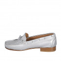 Mocassino da donna in pelle laminata argento con fiocco tacco 2 - Misure disponibili: 33, 34, 35, 42, 43, 44, 45
