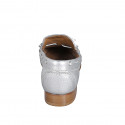 Mocassino da donna in pelle laminata argento con fiocco tacco 2 - Misure disponibili: 33, 34, 35, 42, 43, 44, 45