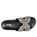 Sabot aperto da donna in pelle nera e pelle di vitello con stampa bianco e nero zeppa 2 - Misure disponibili: 33, 34, 43, 44