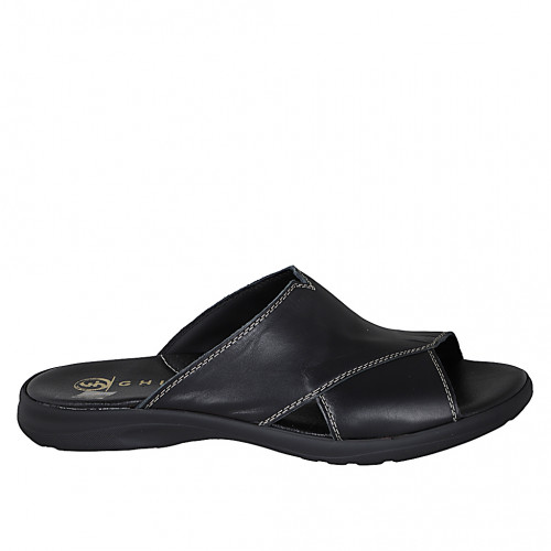 Men's highfronted sandal in black...