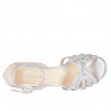 Chaussure ouverte pour femmes avec courroie en cuir lamé argent talon 5 - Pointures disponibles:  34, 35, 42