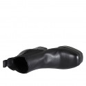 Stivaletto da donna a punta squadrata con plateau ed elastici in pelle nera tacco 10 - Misure disponibili: 35, 42, 43