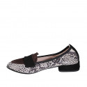 ﻿Woman's pointy mocassin in printed patent leather and black and dark brown suede heel 2 - Available sizes:  33, 35, 42, 44, 45, 46