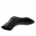 Stivaletto a punta da donna con cerniera interna in vernice nera con tacco 2 - Misure disponibili: 33, 35, 42, 43, 44