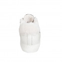 Sneaker à lacets pour femme avec semelle amovible et doublure en fourrure en cuir blanc et daim marron talon compensé 3 - Pointures disponibles:  42, 43, 45
