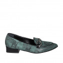 Mocassino a punta da donna con accessorio in camoscio verde e vernice nera tacco 3 - Misure disponibili: 32, 33, 35, 42, 44, 45, 46