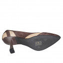 Zapato de salon a punta para mujer en gamuza marron y beis arena tacon carrete 8 - Tallas disponibles:  33, 35, 42