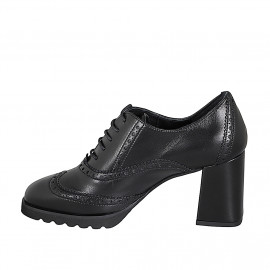 Scarpa Oxford stringata da donna con decorazione a coda di rondine in pelle nera tacco 7 - Misure disponibili: 32, 35, 42, 43, 44, 46 2