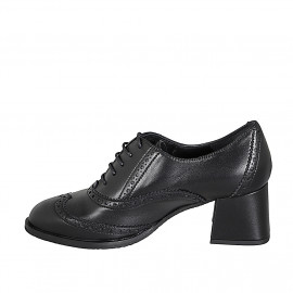 Zapato Oxford con cordones para mujer en piel negra con punta de ala y tacon 5 - Tallas disponibles:  33, 35, 42, 43, 44, 45, 46 2