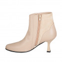 Stivaletto da donna in pelle nude e camoscio sabbia con cerniera tacco 7 - Misure disponibili: 35, 42, 43, 46