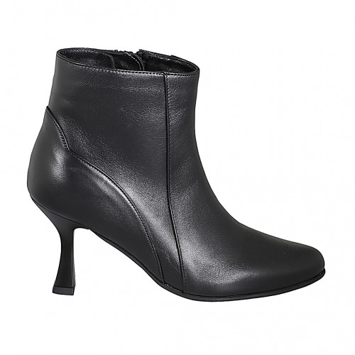 Botines para mujer con cremallera en piel negra y tacon 7 - Tallas disponibles:  35, 44