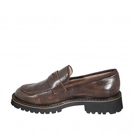 Woman's mocassin in brown... 2