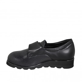 Chaussure pour femmes avec velcro et semelle intérieure amovible en cuir et cuir stretch imprimé noir talon compensé 3 - Pointures disponibles:  35, 42, 46 2