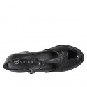 Zapato para mujer con plantilla extraible y cinturon en T en charol y piel negra tacon 5 - Tallas disponibles:  35, 43